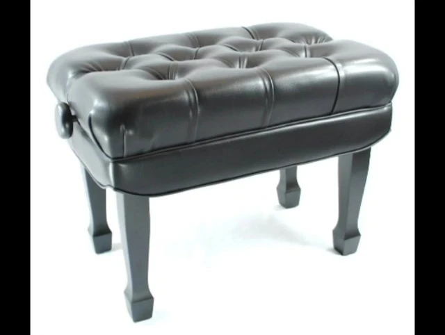 Screenshot showing the website or product details of CPS imports adjustable piano bench