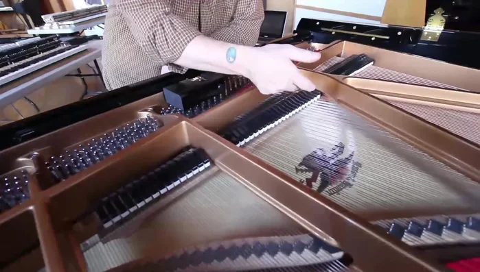 If the sound stops on all notes at the same time, your damper pickup is regulated properly.