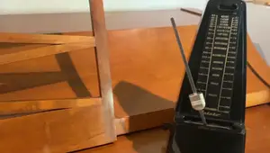 Ueteto Mechanical Metronome Review: A Classic Tool for Musicians