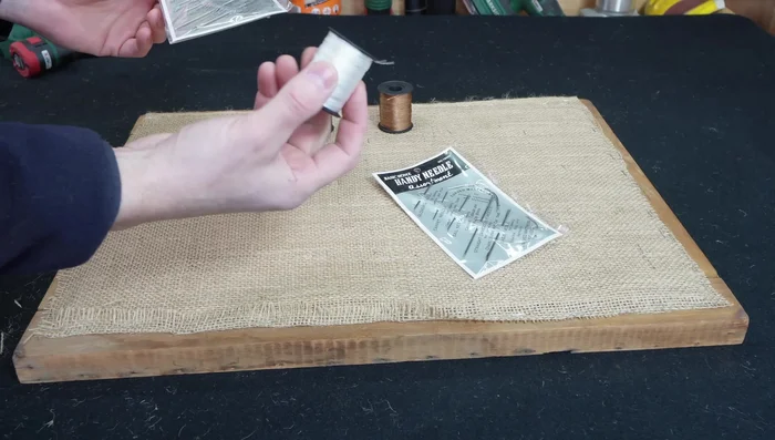 Preparing and Attaching Horsehair to the Seat