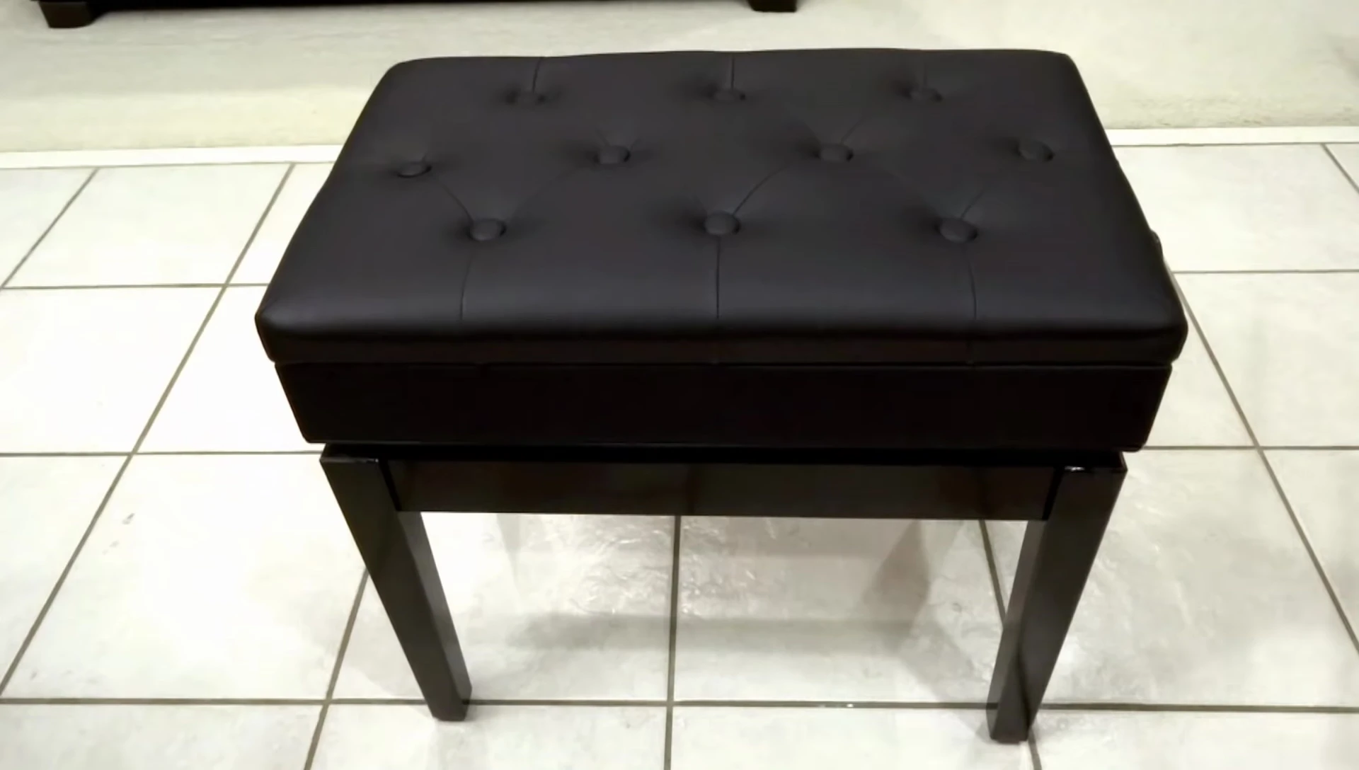 Assembled bench showing dimensions