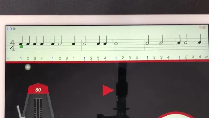 Analyze Your Performance: Review the visual feedback after recording to identify areas for improvement. Pay close attention to the color-coded feedback on each note indicating accuracy.