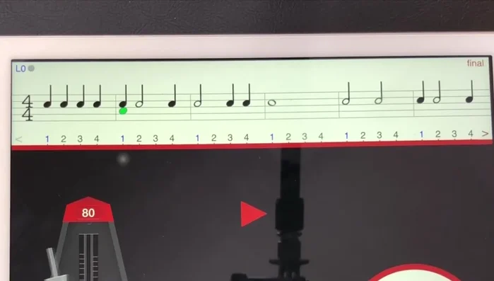 Iterative Practice: Repeat steps 4-6, focusing on improving accuracy and timing. For beginners, teachers may assist by counting along and providing visual guidance.