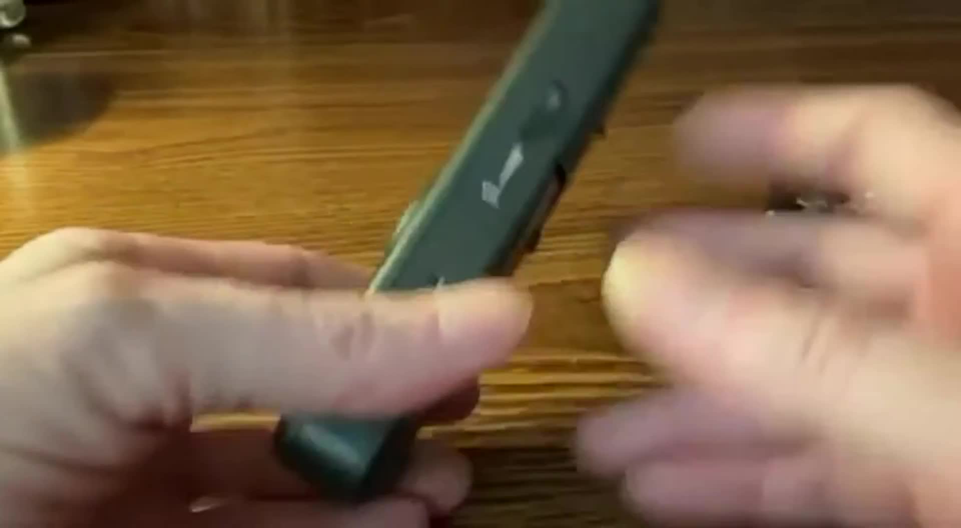 Image highlighting the volume control knob