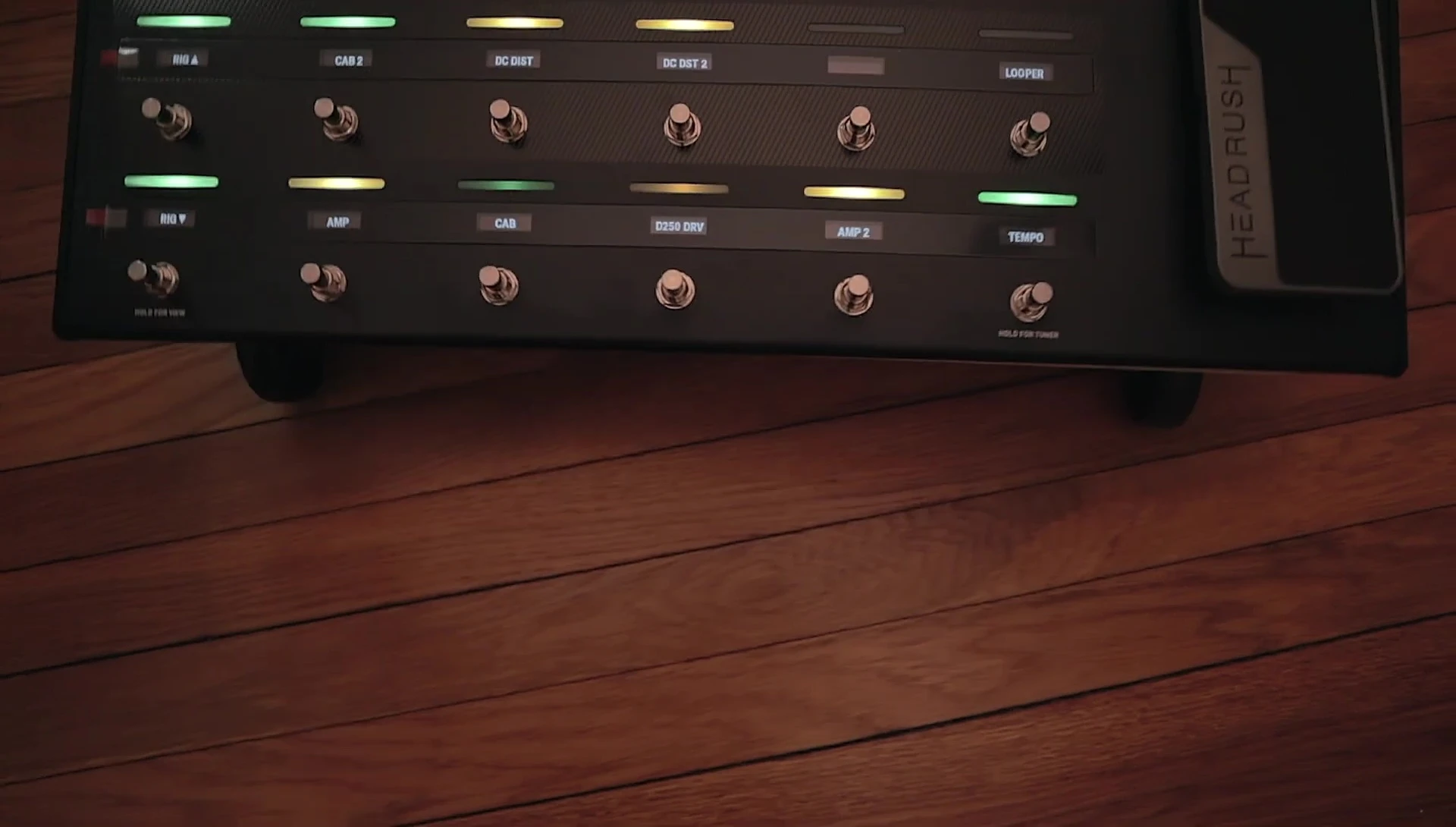 Headrush Pedalboard on a furniture dolly