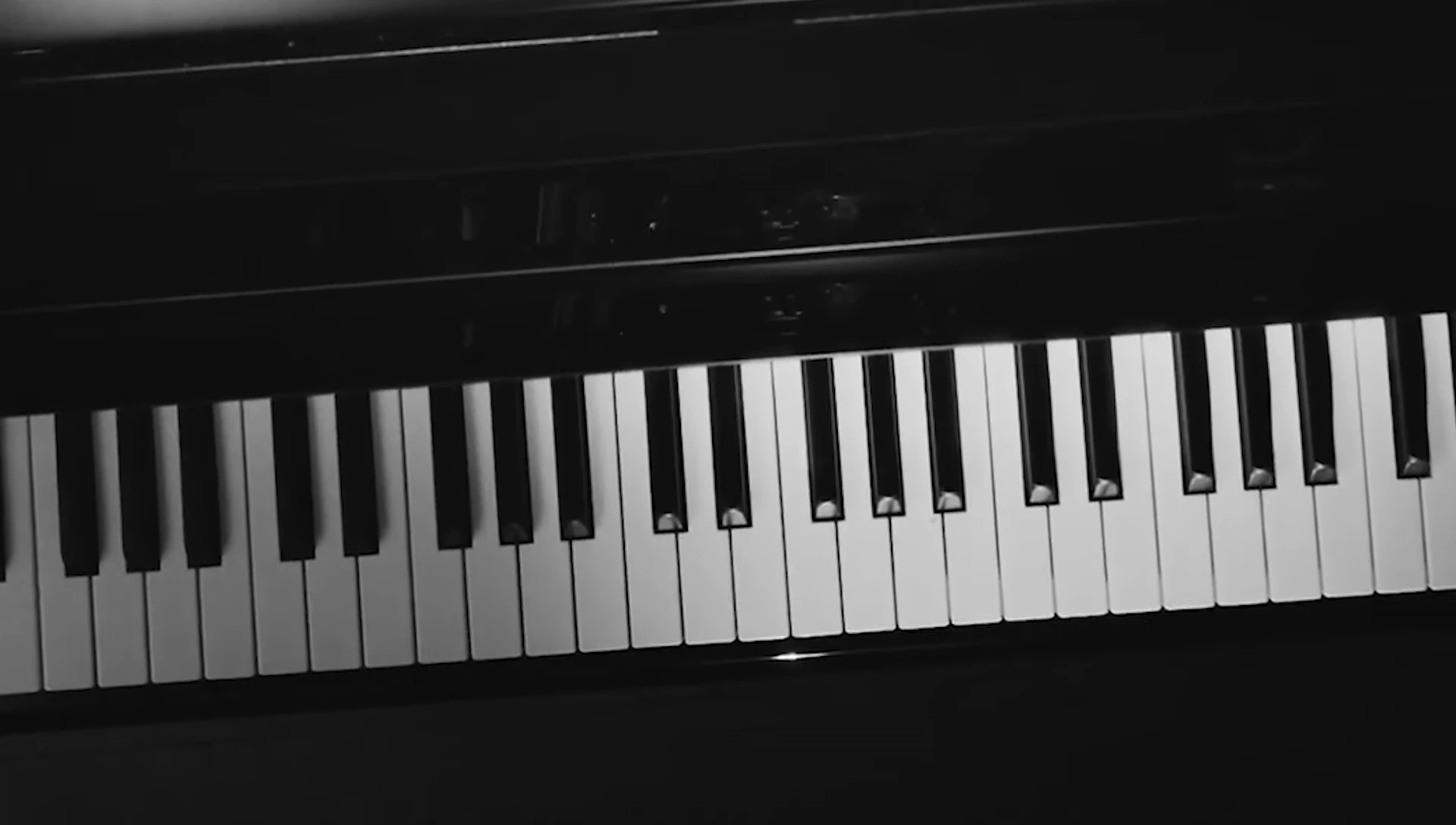 Close-up of the Yamaha ARIUS YDP-145 keyboard showcasing the keys.