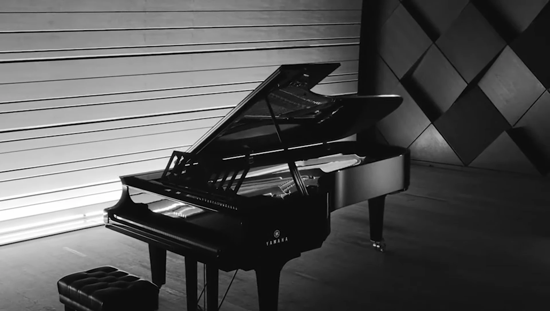 Image of the Yamaha CFX Concert Grand Piano, the source of the YDP-145's sound.