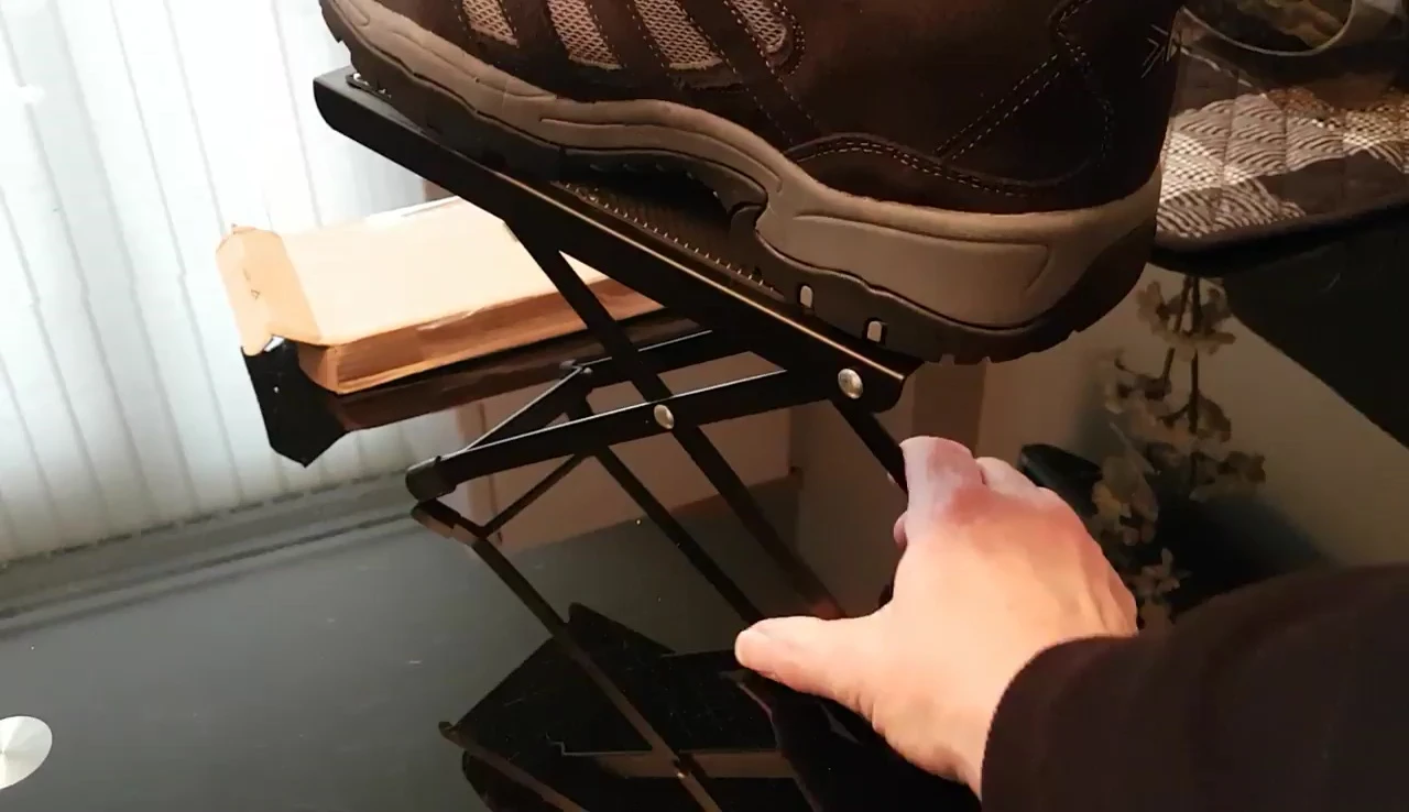 Demonstrating instability under weight