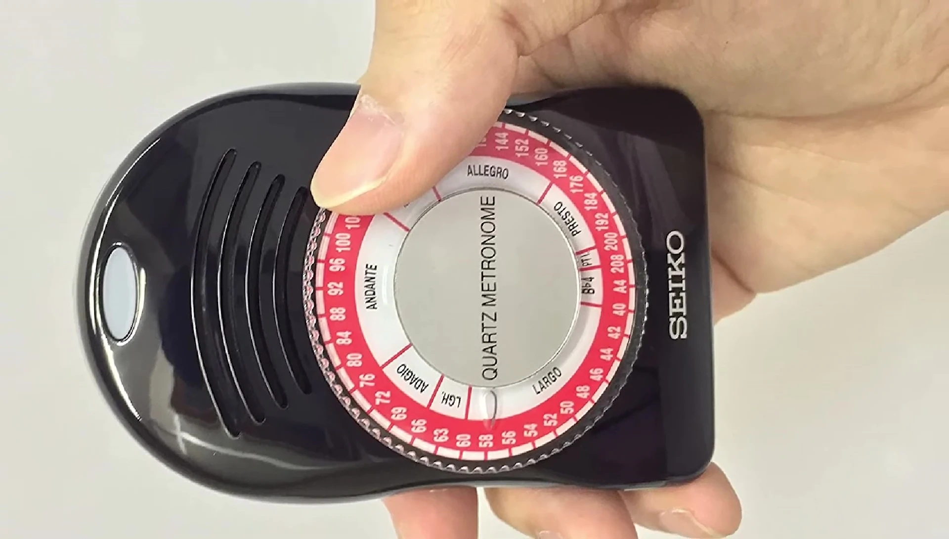 Seiko SQ50V showing the LED light