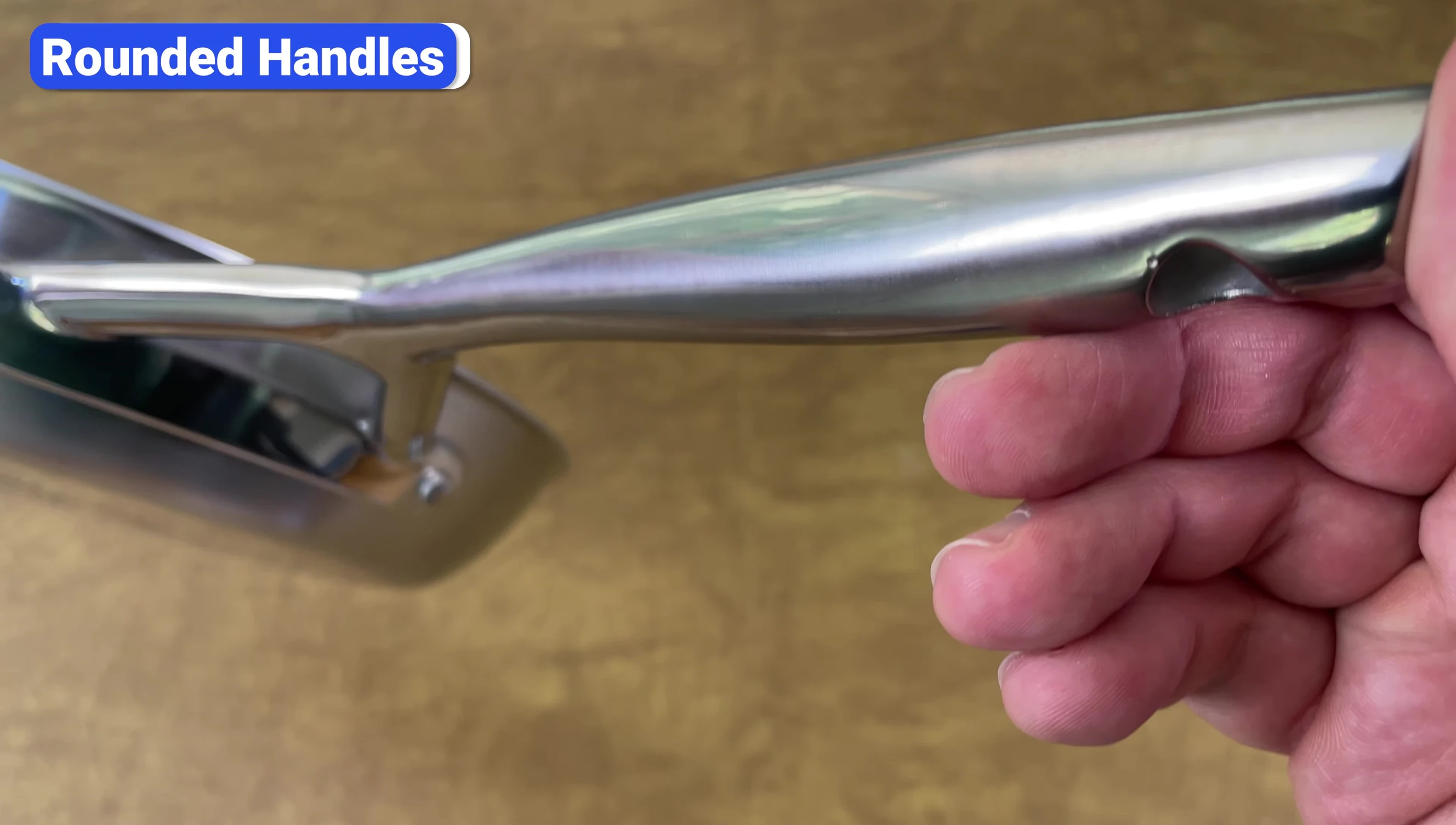 Example of a rounded handle.