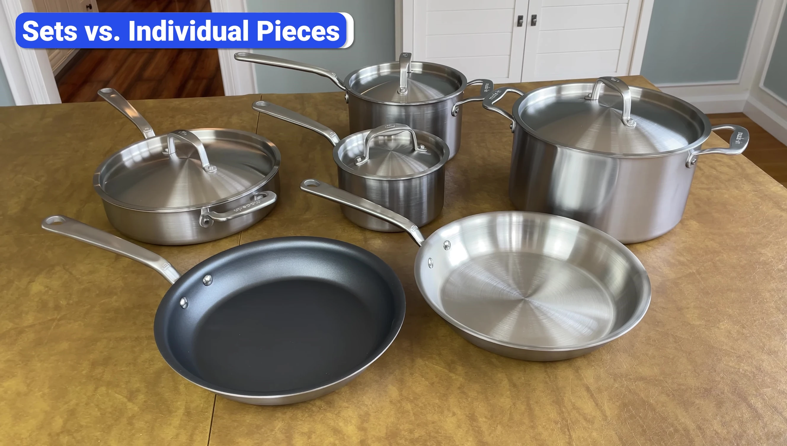 Example of a cookware set.