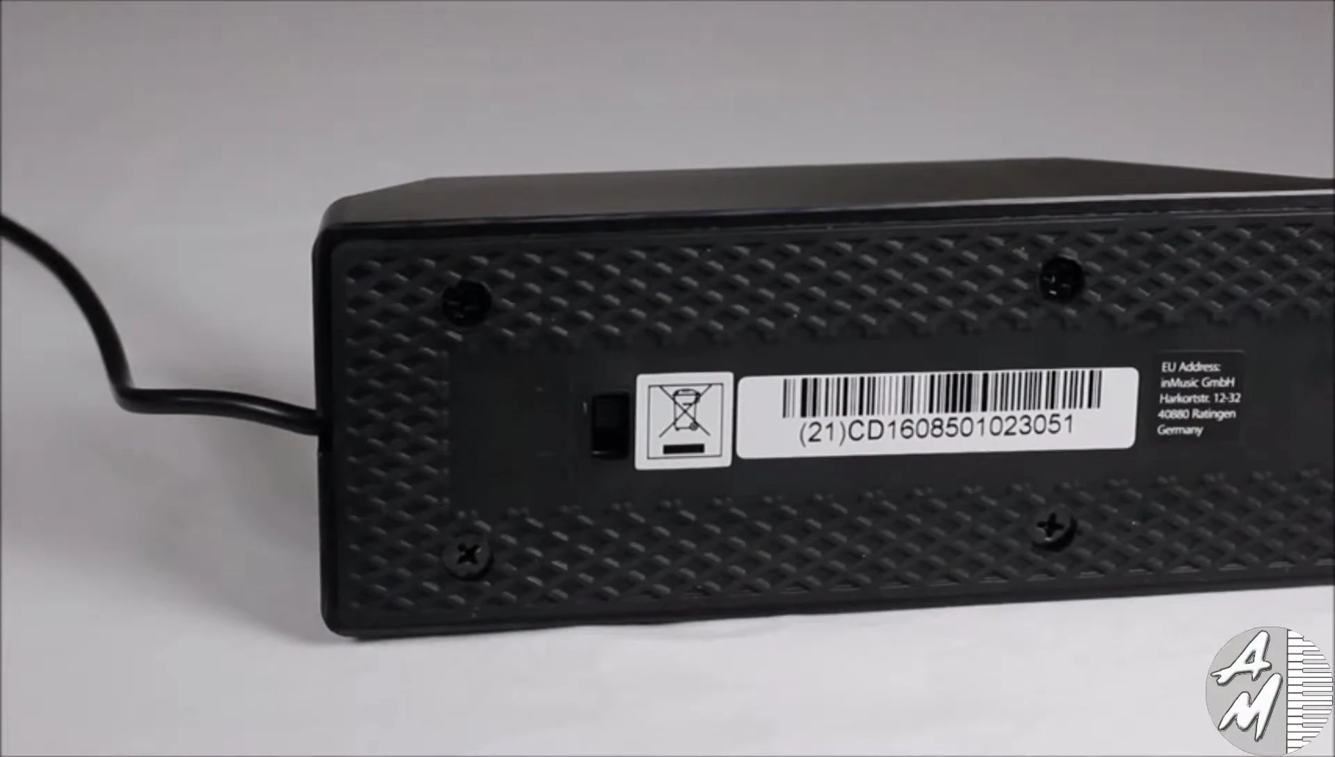 Bottom of the M-Audio SP2 Pedal showing polarity switch