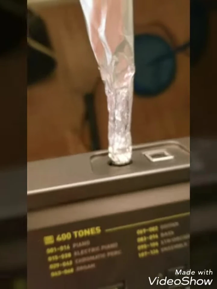 The foil inserted into the sustain port.